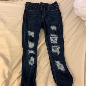 Hollister Curvy High Rise Jeans